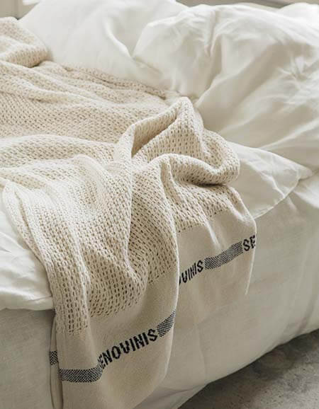 北欧リトアニア製。fog linen work（フォグリネンワーク）コットンブランケット