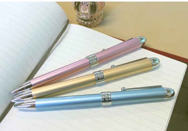 重厚な雰囲気。プラチナ万年筆 ダブル3アクション MWB-1000C