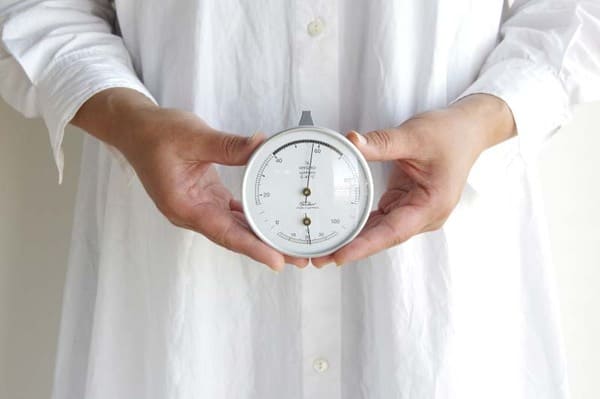 ドイツの職人技術。Fischer(フィッシャー)123T Synthetic Hygrometer With Thermometerのイメージ画像
