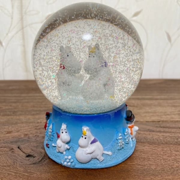  冬とムーミンファミリー。TMF（ティーエムエフ）MOOMIN（ムーミン）スノードーム