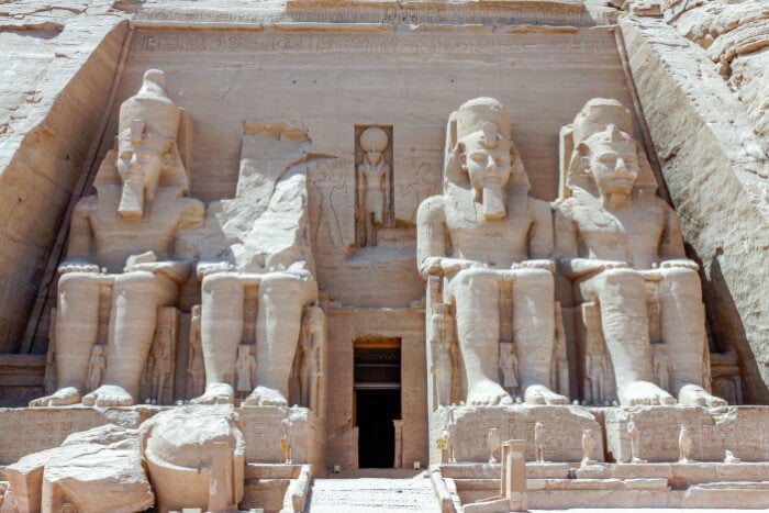 玄関こそエジプトインテリアの真骨頂のイメージ画像