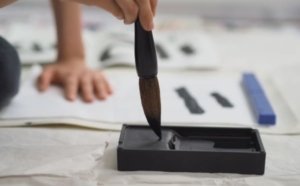 大人の書道を始めよう。筆や硯など書き初めにも使える習字用具