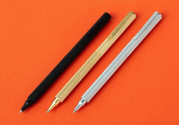 ツイスト式。PLOTTER(プロッター)2001 ボールポイントペン 77716