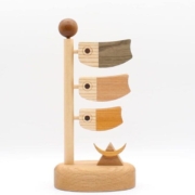 森林工芸館 木のこいのぼり