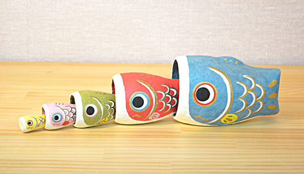 鯉のマトリョーシカ。石川紙業 はりこーシカ こいのぼり 5ケ入