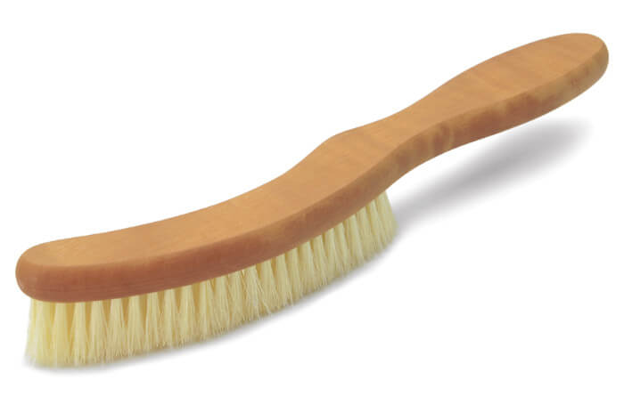 ゆるやかなカーブ形状。REDECKER（レデッカー）ハットブラシ