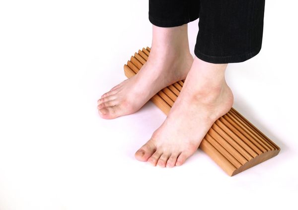無垢材のやさしいぬくもり。ISSEIKI（一生紀）FIT 足踏み
