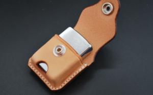 Zippoを守るレザーアイテム。おしゃれな革製のジッポーケース