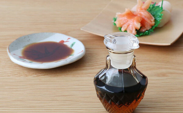 液だれしないのが魅力 日本の職人が作るガラスの醤油さし Inzak