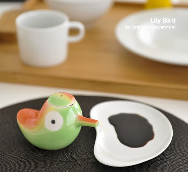 愛くるしい表情。ALESSI(アレッシィ)Lily Bird(リリーバード)醤油さし ASG103
