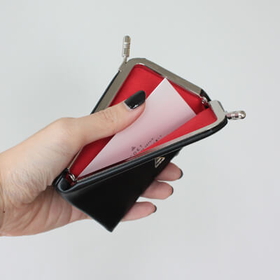 ぱちんと開閉。COET(コエット)GAMAGUCHI CARD CASE
