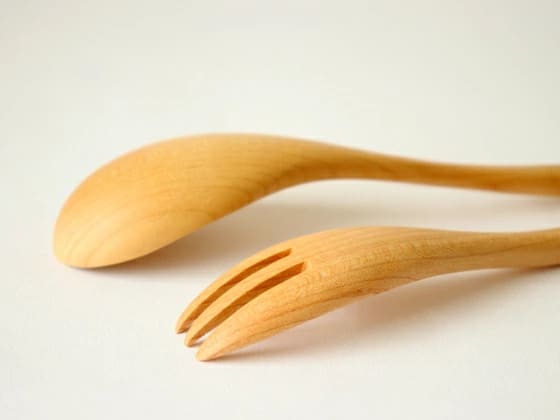 やさしく滑らか。薗部産業(SONOBE)カトラリー メープルのイメージ画像