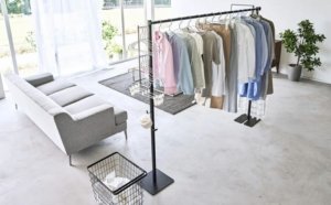折りたたんでスリムに収納。室内におすすめの物干しスタンド10選