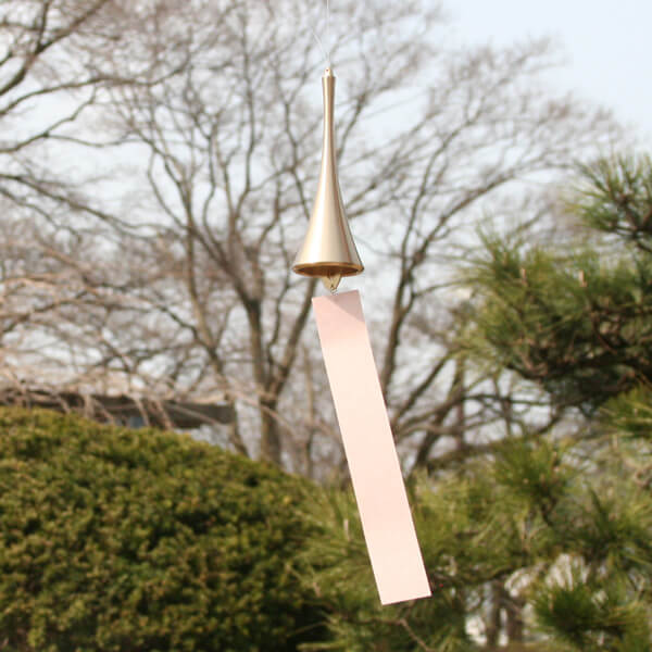 富山・高岡のブランド能作が作る金属製の美しい風鈴 - inzak