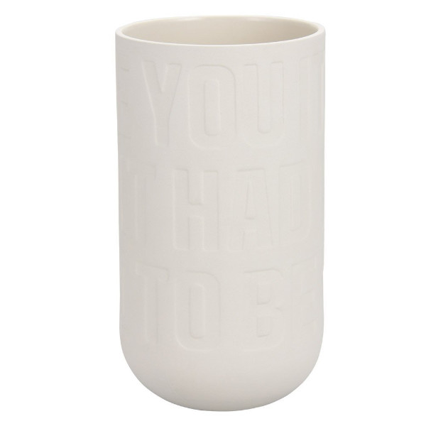 ラブソングが刻まれたベース。Kahler（ケーラー）Love Song（ラブソング）フラワーベース L