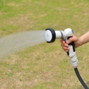 取り替えて納得。水量や水形を調節できるおすすめ散水ノズル