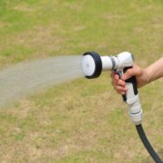 取り替えて納得。水量や水形を調節できるおすすめ散水ノズル