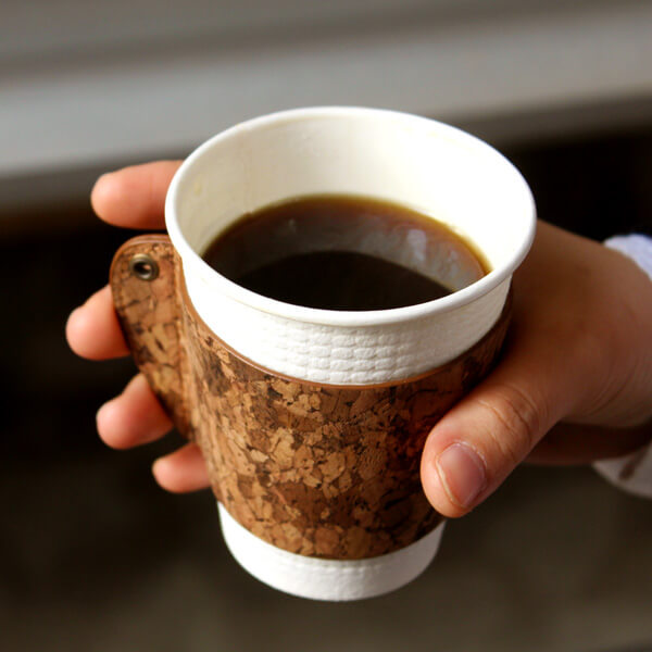 デスクインテリアにすっとなじむ。Hacoa（ハコア）Anewood（アニュウド）CONNIE（コニー）Coffee Cup Sleeveのイメージ画像
