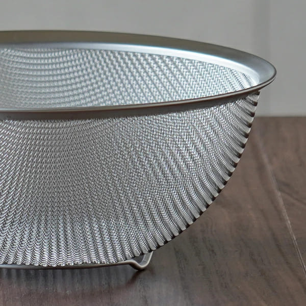 こだわりの編み方。和平フレイズ La Base（ラバーゼ）ステンレス丸ざる LB-001/002/003のイメージ画像