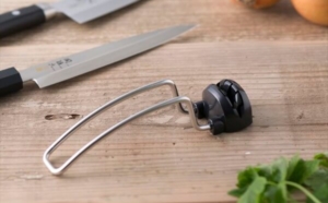 スピーディーに包丁を研げるおすすめのダイヤモンドシャープナー