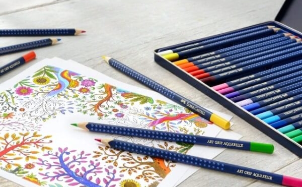 美しい発色と豊富なシリーズ。ファーバーカステルの色鉛筆