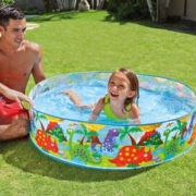 ベランダにもおすすめ!水遊びに最適な小型ビニールプール