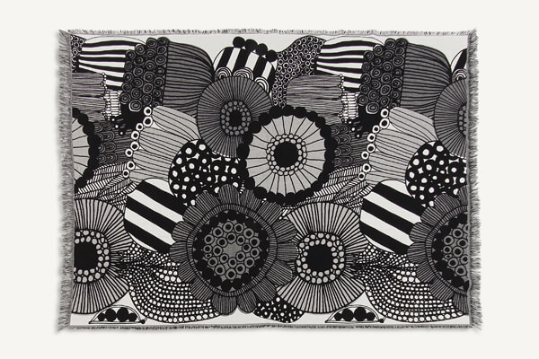 くつろぎの時間。marimekko(マリメッコ)Siirtolapuutarha(シィールトラプータルハ)ブランケット 180cm×130cm