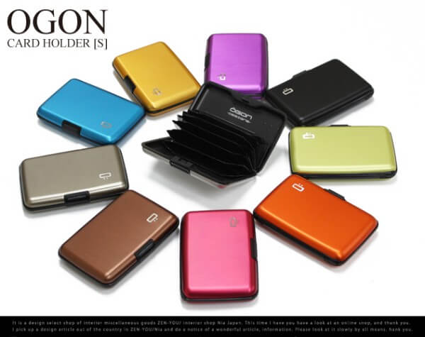 スマートに取り出し。OGON(オゴン)CARD HOLDER S