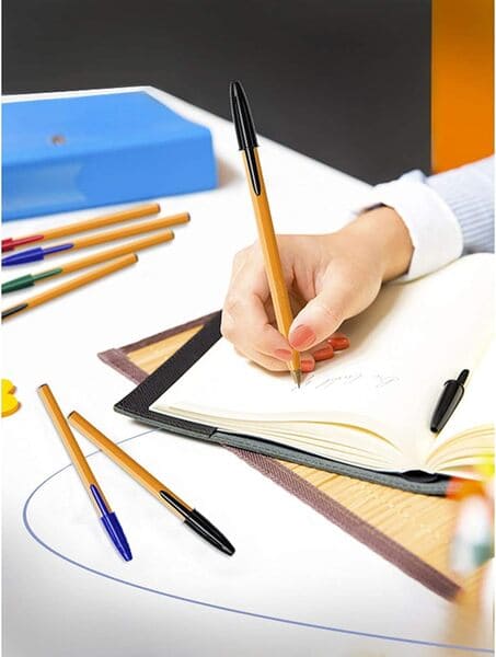 定番の黄色軸。BIC（ビック）オレンジEGのイメージ画像