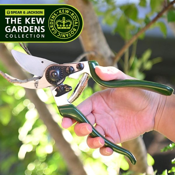 オシャレなデザイン。Spear＆Jackson（スピアアンドジャクソン）KEW GARDEN（キューガーデン）バイパスタイプ MAX20mm