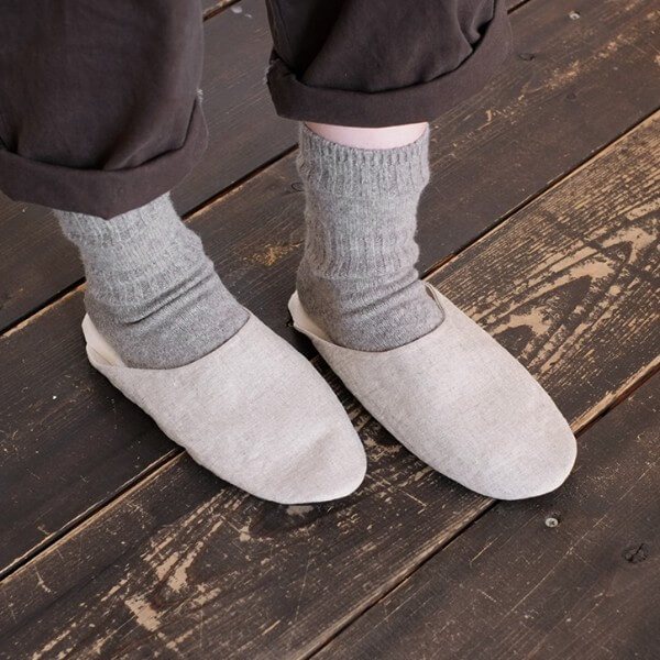 気持ちよく履ける。洗えるスリッパで足元をいつでも清潔に - inzakのアイキャッチ画像