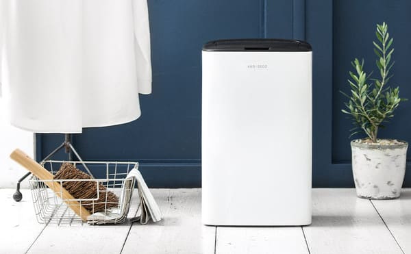 おしゃれな除湿機おすすめ10選。コンパクトな除湿器も併せて紹介！