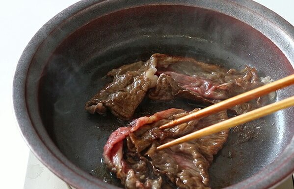 陶器製のすき焼き鍋。かもしか道具店 陶のすき焼鍋 ふつう 1412-0189-02のイメージ画像