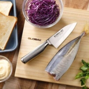 吉田金属工業（YOSHIKIN）GLOBAL-IST（グローバル イスト）小出刃12㎝ IST-05