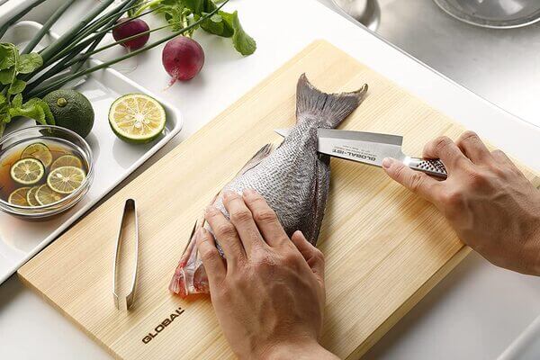 2018年のグッドデザイン賞。吉田金属工業（YOSHIKIN）GLOBAL-IST（グローバル イスト）小出刃12㎝ IST-05のイメージ画像