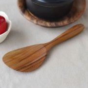 天然木の味わい。イブキクラフト まかない計画 しゃもじ