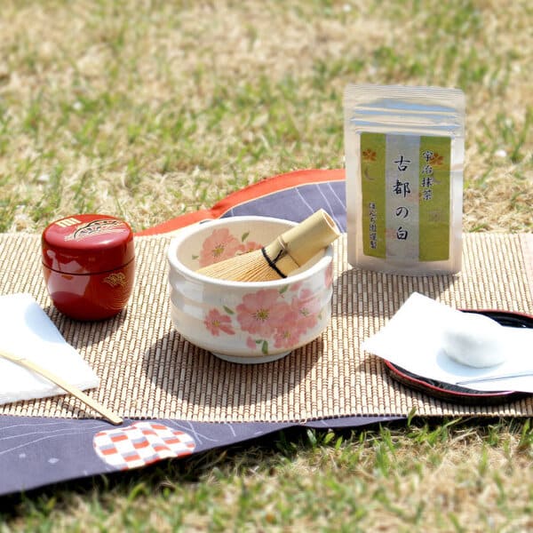 抹茶を点てるのに必要な茶道具
